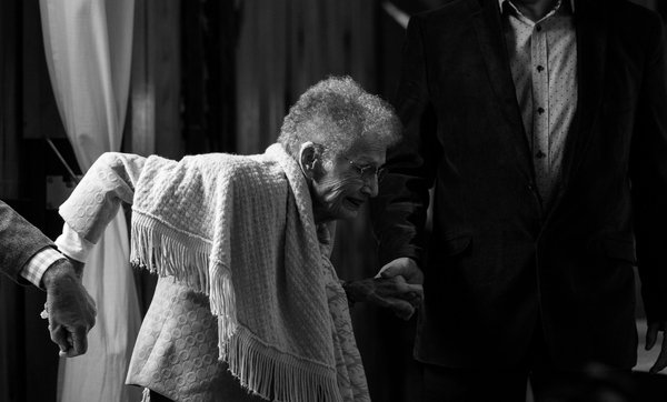 Comment gérer le déménagement d'un proche âgé tout en préservant son bien-être ?