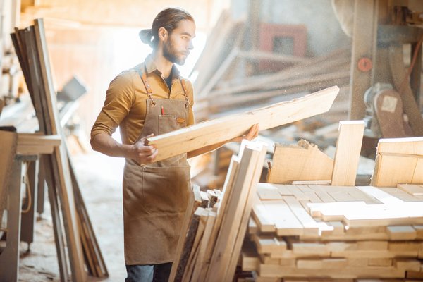 Engagez un expert menuisier pour des projets réussis et durables